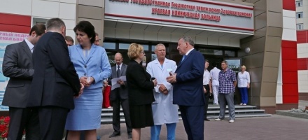 Министр здравоохранения России Вероника Скворцова и губернатор Алтайского края Александр Карлин