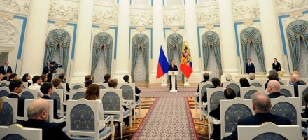Названы лауреаты президентских премий деятелям культуры. На фото: церемония вручения премий, 25 марта 2015 года