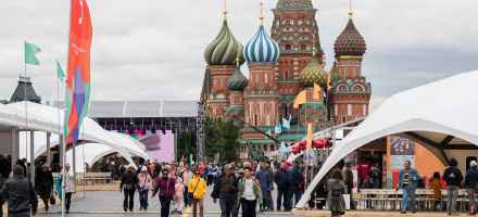 В Москве проходит IV Книжный фестиваль «Красная площадь»