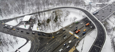 В Москве на Волоколамском шоссе открыта разворотная эстакада