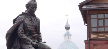Под Суздалем торжественно открыт памятник Александру Суворову