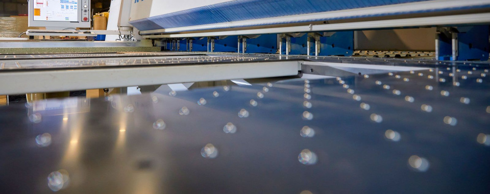 В Москве открыли новый мебельный завод в рамках МаИП. Фото: Депарамент инвестиционной и промышленной политики Москвы. Источник: www.mos.ru